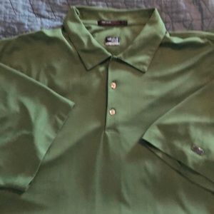 Men’s golf shirt